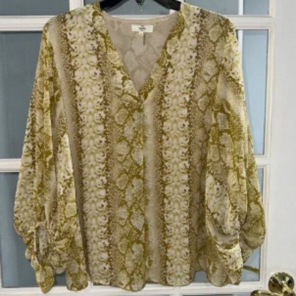 Entro Gold and Cream Patterned Blouse - Picture 1 of 6